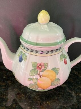 Villeroy & Boch French Garden Fleurence Porcelain Teapot/$370 RETAIL/NEW!!!
